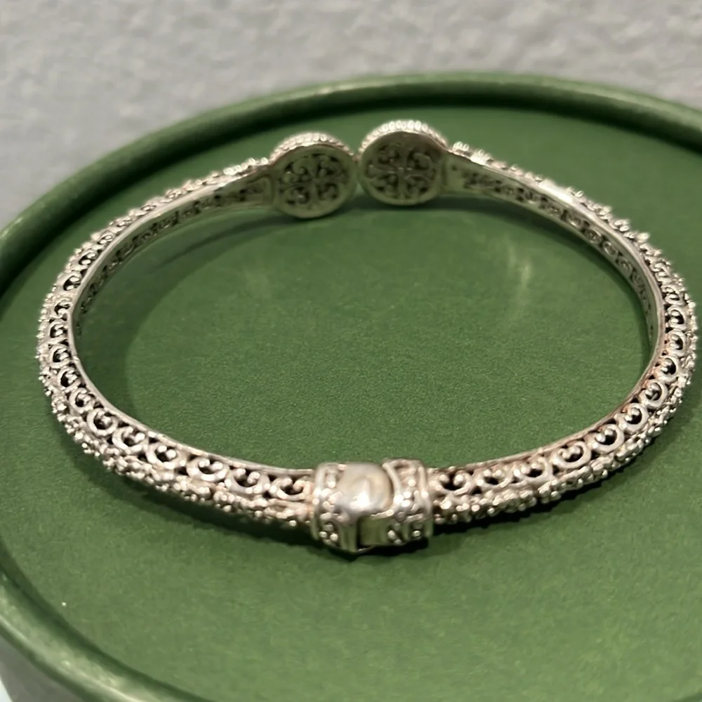Sarda Sterling Silver and Pearl Bracelet, size 6.75”